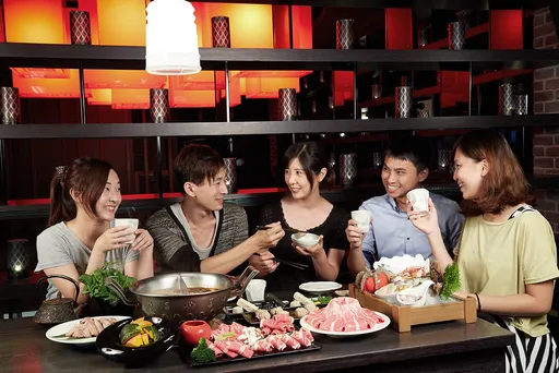 羨慕!餐飲業「這一鍋」宣布調薪7% 菜鳥起薪34k要招百人