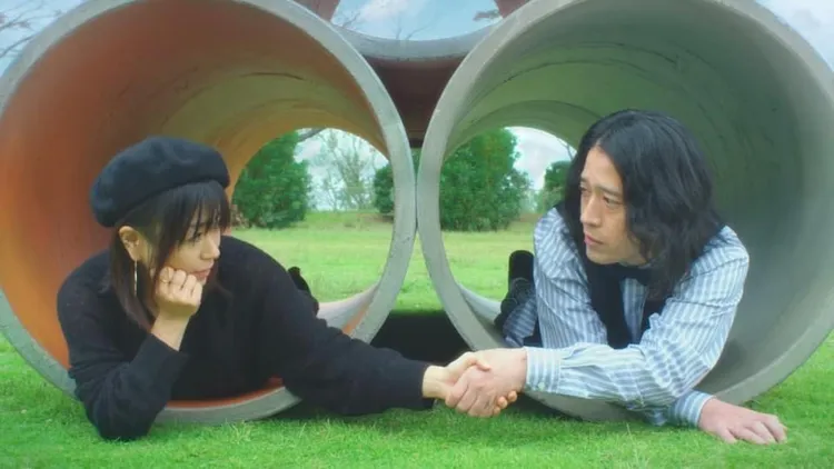 宇多田光的演唱會中又吉（右）就曾演出小短片。