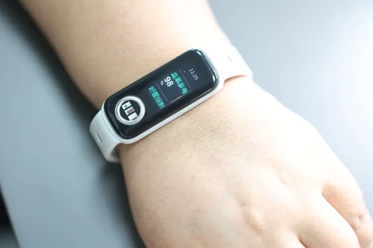 還有血氧與舒壓指數。翁玉信攝