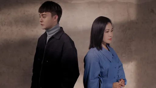 許富凱不藏了!跟金曲歌后玩「姊弟戀」 黃妃心力交瘁:有就相愛