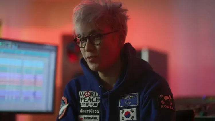 T.O.P透露將飛上太空的心情。翻攝dearMoon YouTube