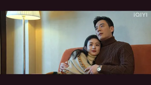 趙麗穎熊抱熟男倒追成功　一夜風流後放話「我會對你負責」帥翻