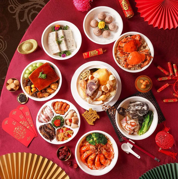 年節將至，醉月樓貼心推出限量60套「躍兔賀歲團圓年菜組」，亦提供單點服務。台南遠東香格里拉提供