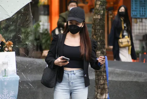 周末寒流氣溫暴跌!「體感僅2°C」 這天又濕又凍「下探5°C」