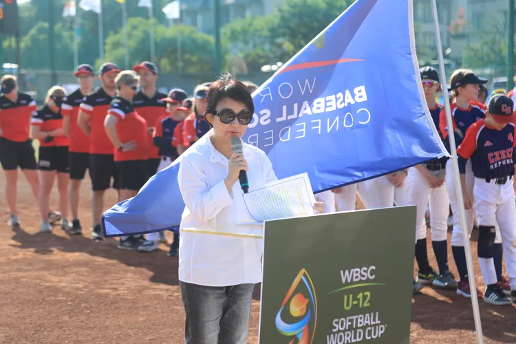 盧秀燕代表地主隊中華隊歡迎其他四國代表到台灣參加比賽。曾雪蒨攝