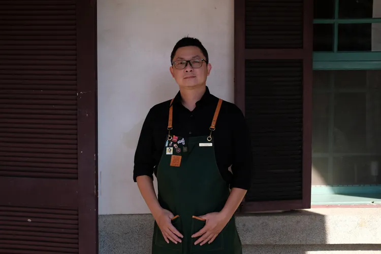 台南晶英酒店館外餐廳經理徐世軒，一手操辦這裡所有的茶飲與調酒。葉盛耀攝
