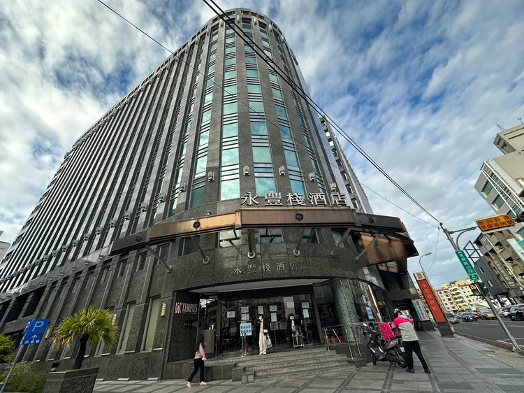 永豐棧酒店地處精華，一旁地價動輒成交150萬元，一度傳出準備危老都更，創辦人今低調不談。王鈞生攝