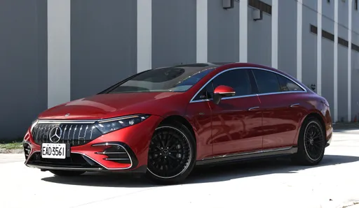 壹蘋試駕|Mercedes-AMG EQS 53 簡直是純電超級陸地戰艦