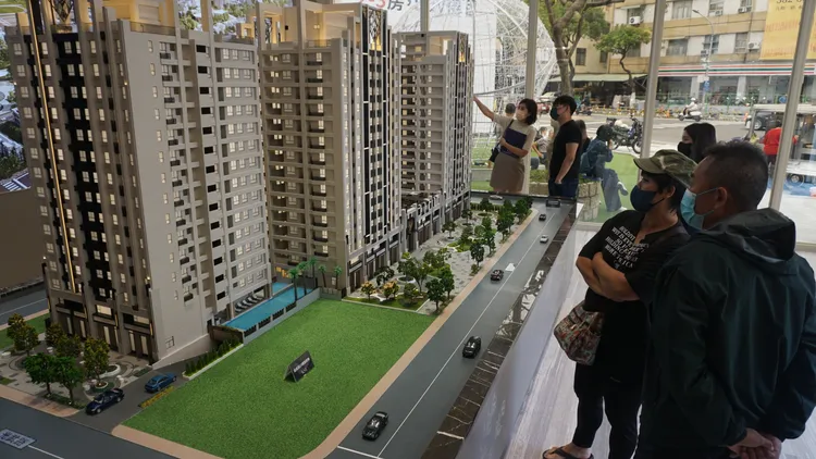 地上權宅買氣與所有權宅連動，目前新案均想挑戰單坪25萬元以上。葉家銘攝