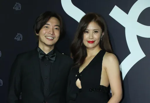 独家|《咒》导演被控性侵真相曝!她被爆片场叫床超大声 主播妻惊知:他到处约砲