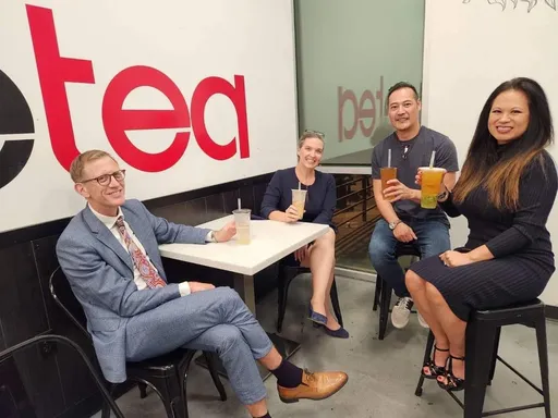 台積電赴美概念股！聯發國際看好歇腳亭美國前景　AIT處長率隊參訪喝珍奶