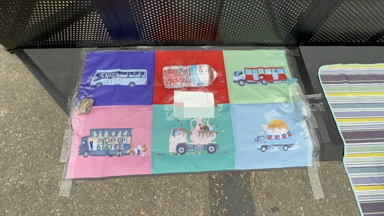 「卡位」的花招什麼都有。侯昌騰攝