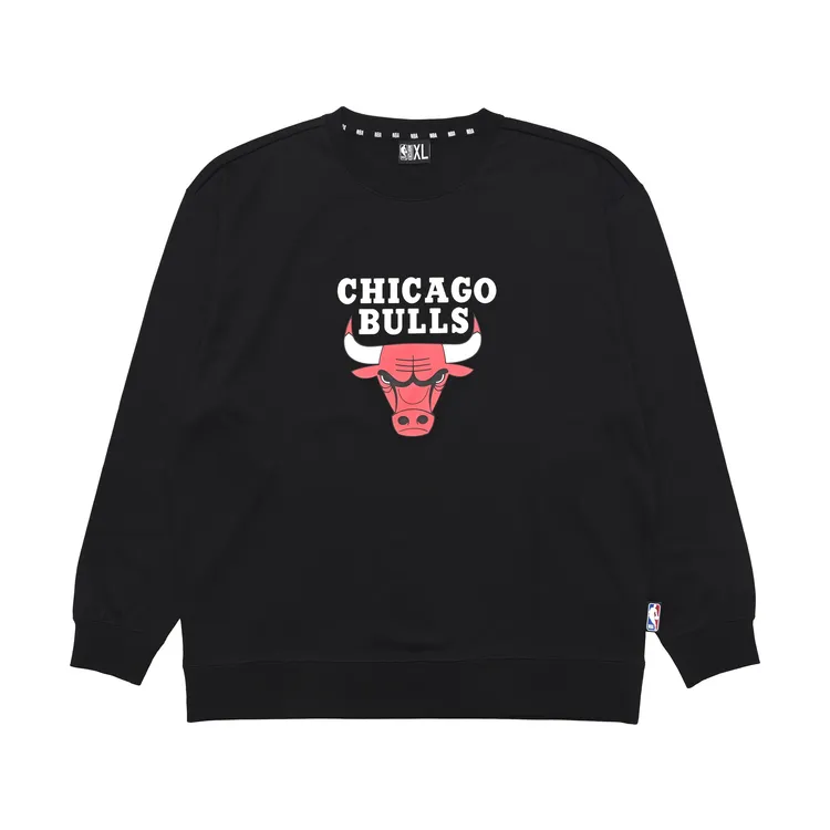 芝加哥公牛隊長袖T恤，1580元。品牌提供