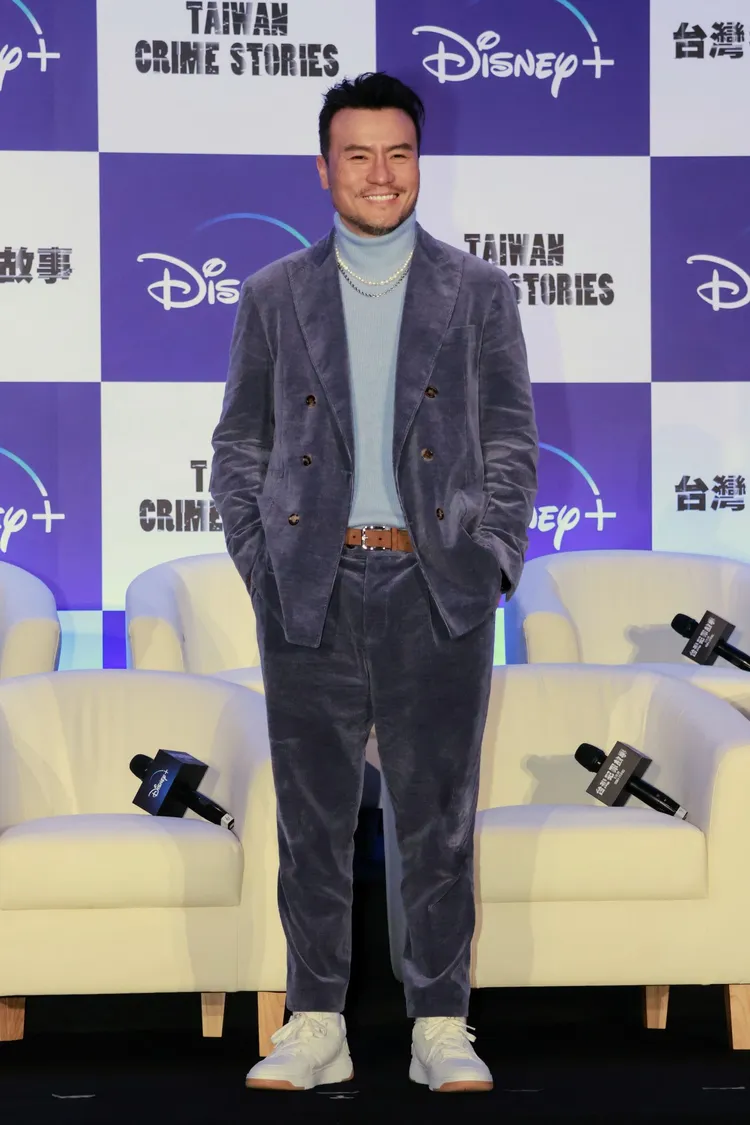 李銘忠劇中飾演黑道，私下的他幽默又是暖男。趙世平攝