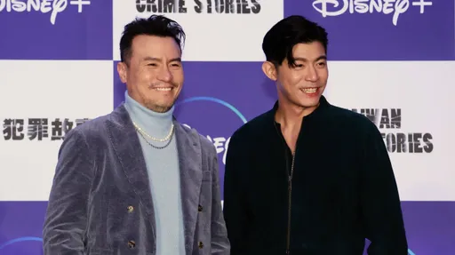 薛仕凌封閉爆打棺材拍到幾近失能 王柏傑靠李銘忠擁抱引導