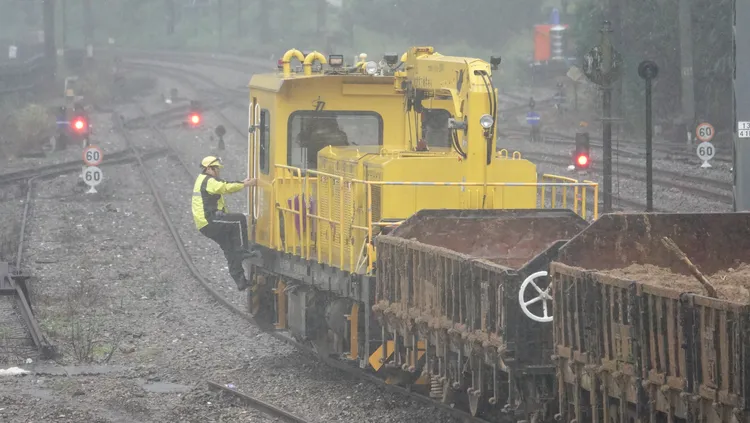 平溪線近日受雨勢影響，連續出現坍方狀況。資料照片