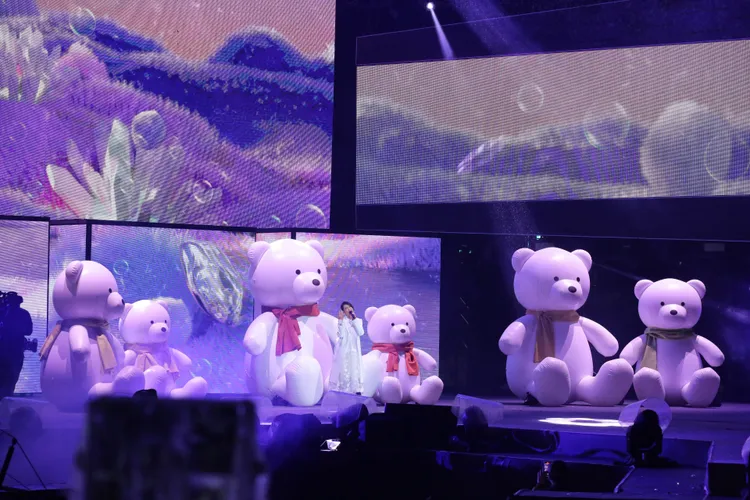 劉若英帶了6隻小熊。攝影中心攝