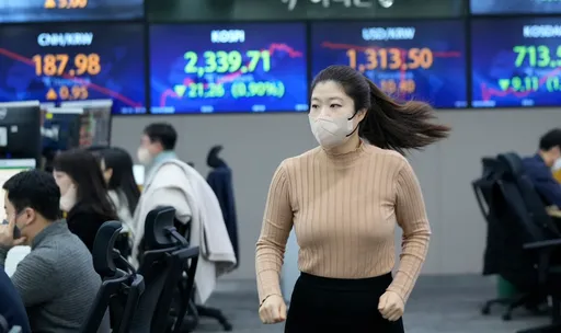 南韓擬兩階段解除室內口罩規定 最快春節前上路