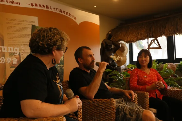 來自英國的Simon主編。台東縣府提供