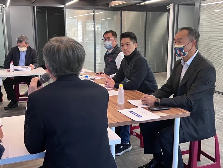 蔣萬安出席「大巨蛋簡報」會議。蔣萬安辦公室提供