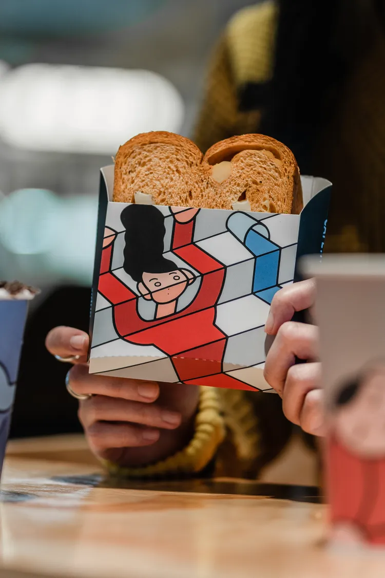 階梯鬧劇吐司盒。業者提供