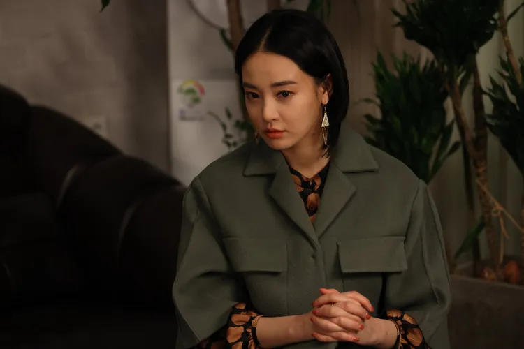 李周妍為戲剪了俐落短髮。車庫娛樂提供