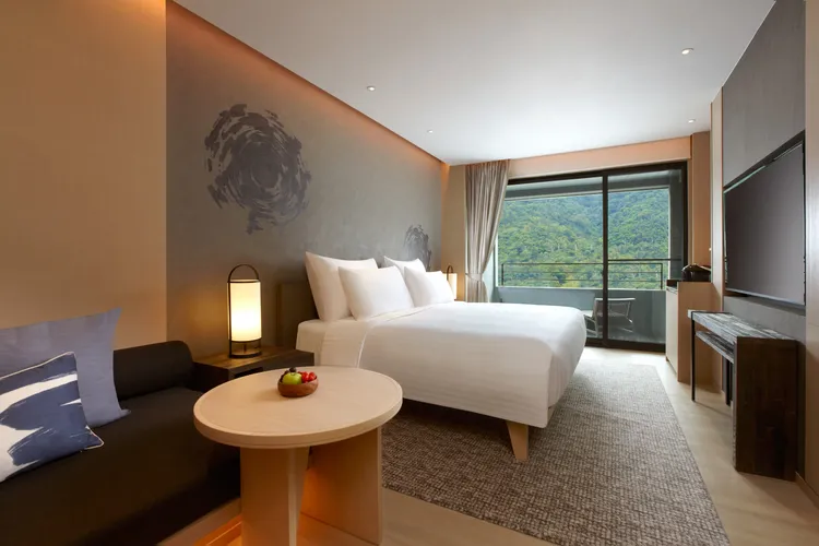 2/9至2/10亦推出綠野仙踪「2天1夜住房專案」11,300元起。礁溪寒沐提供