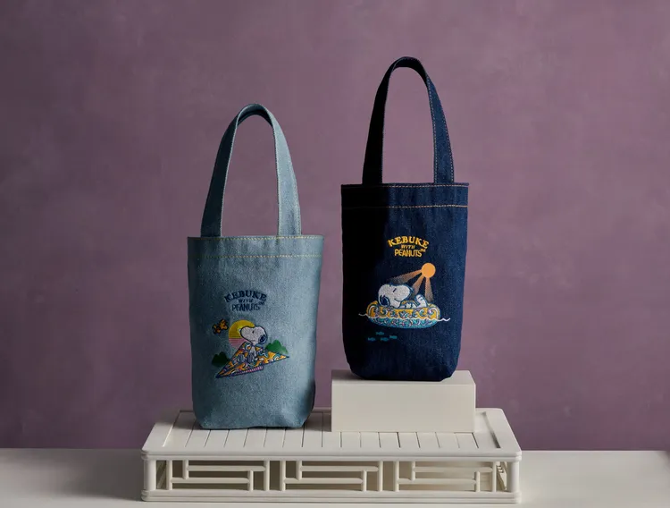 飲料提袋，售價380元/個，可不可熟成紅茶。業者提供