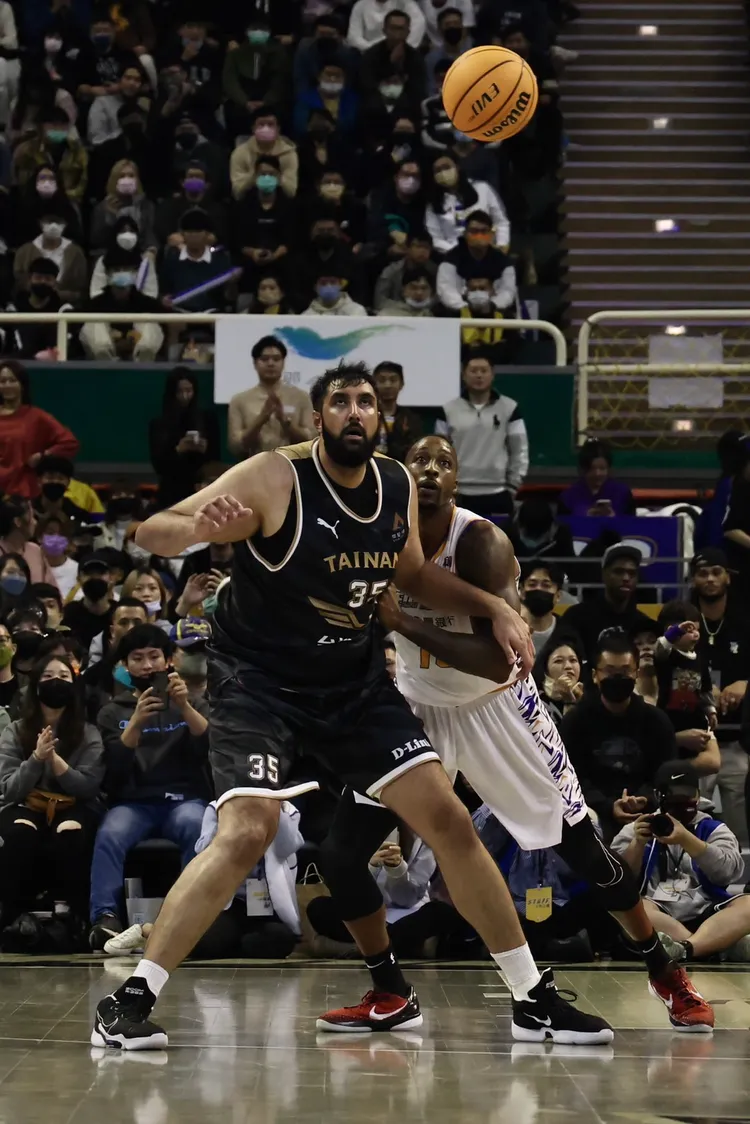 布拉加盟讓台鋼獵鷹有三塔。林林攝