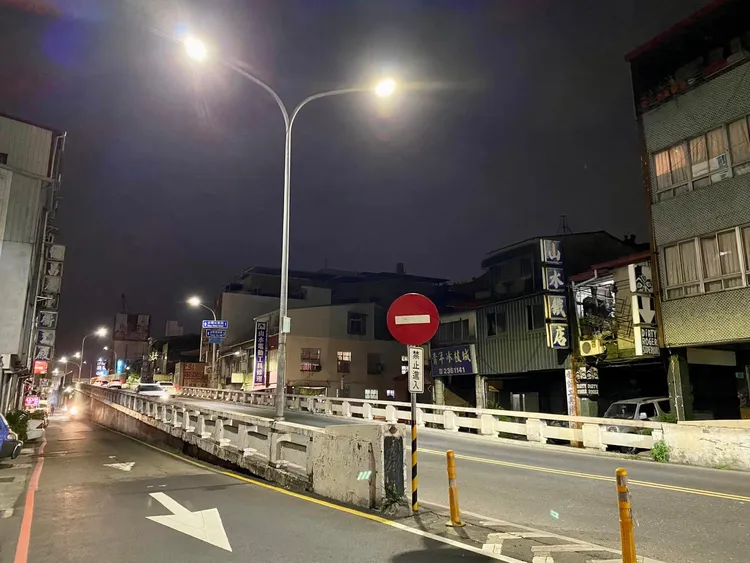 屆時會開放給汽機車通行。取自臉書台南式