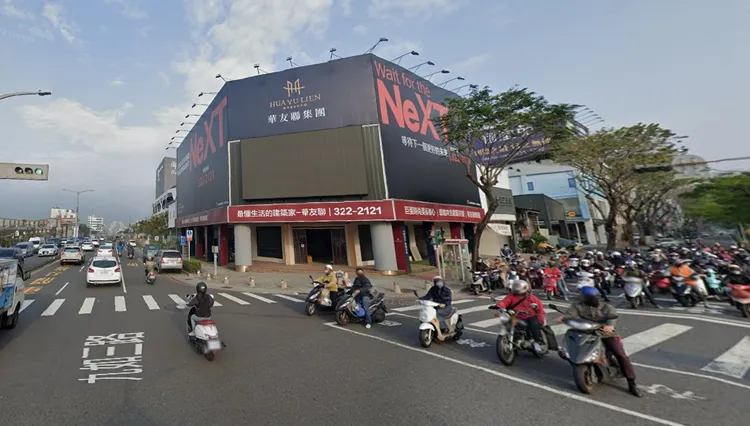 預售新案「華友聯NeXT21」，實登揭露約70戶，每坪均價35萬元，最高單價38.9萬元。翻攝google map