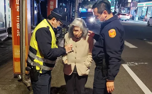 妇人外出散步却失联 警获报4小时顺利找回