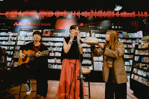 洪佩瑜開唱蔡健雅驚喜獻聲 腳踝舊傷積水淚崩