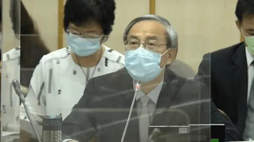 台積電恐跌破巴菲特防線 代理財長阮清華:股價短期震盪不影響價值