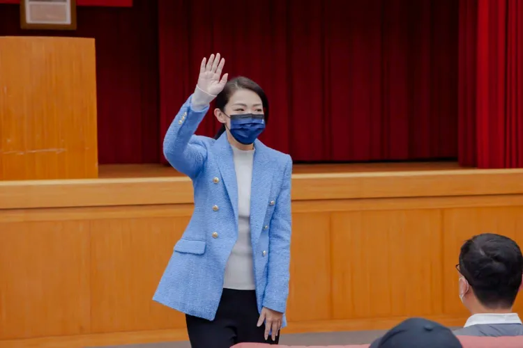 新竹市長高虹安今天（29日）上午出席今年度最後一梯次新兵入營座談會。新竹市政府提供