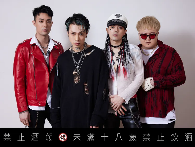 TRASH樂團的歌單小編先賣個關子！現場每位歌手都還有神秘驚喜歌單等你來聽喔～