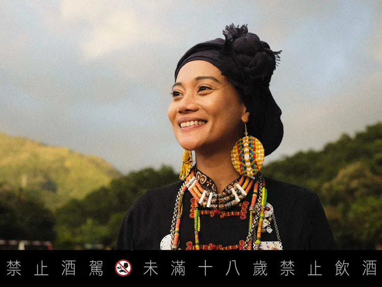 Abao阿爆現場演唱爆發力十足歌單！歌單有〈izuwa 有〉、〈Thank You 感謝〉等。