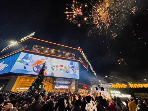 新竹大鲁阁湳雅广场飘雪了! 点亮圣诞树打造全家人的Family Time
