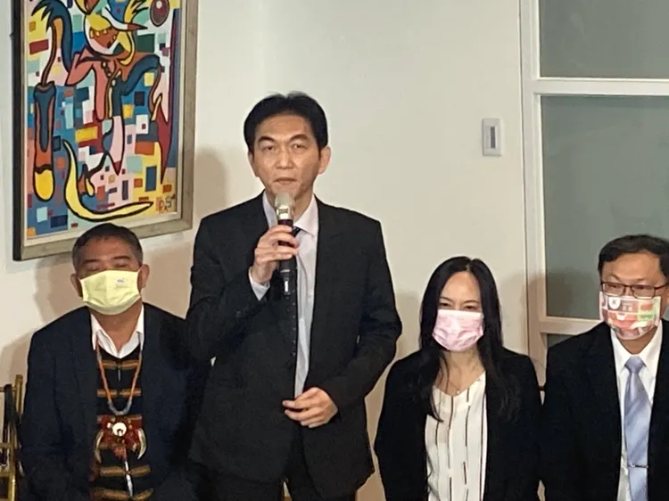 研考處長謝孟良等一級主管逐一發言。陳宏銘攝