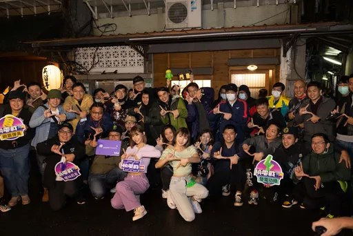 啦啦隊女神 呼朋引戰 深夜聚眾搶千萬獎金