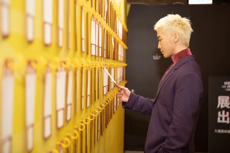 小樂恢單接受開放式關係。開麗提供