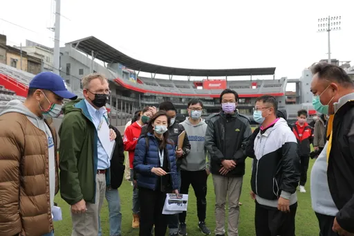 大聯盟專業團隊肯定棒球場改善優化 對WBC熱身賽舉行表示樂觀