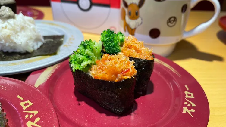 辣椒蟹軍艦，2貫40元。業者提供