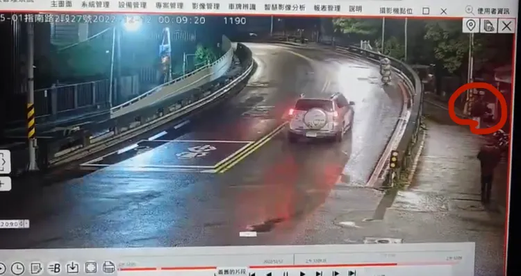 監視器拍下于男竊車。翻攝畫面