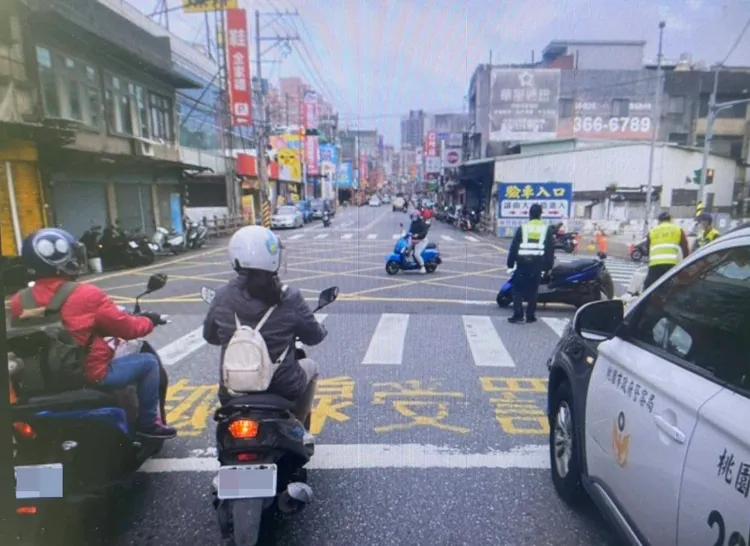 車禍現場。桃園警分局提供