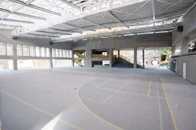 竹蓮國小完工模型及模擬圖。市府提供