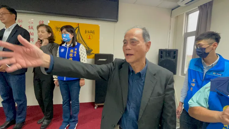 前桃園縣副縣長黃敏恭擔任交接小組召集人。張沛森攝