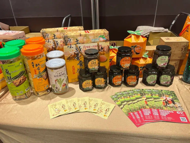 礁溪溫泉更是全台唯一一個平地溫泉，集合各種伴手禮、美食、各種溫泉養生館，民眾到礁溪，「食、宿、遊、購、行」都可以一次享受的到。宜蘭縣溫泉產業發展協會提供