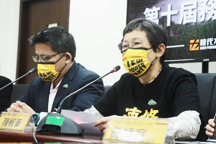 陳椒華認為，大、小礦都應該進行環評或環差，並公開完整的採礦計劃與內容。時力提供