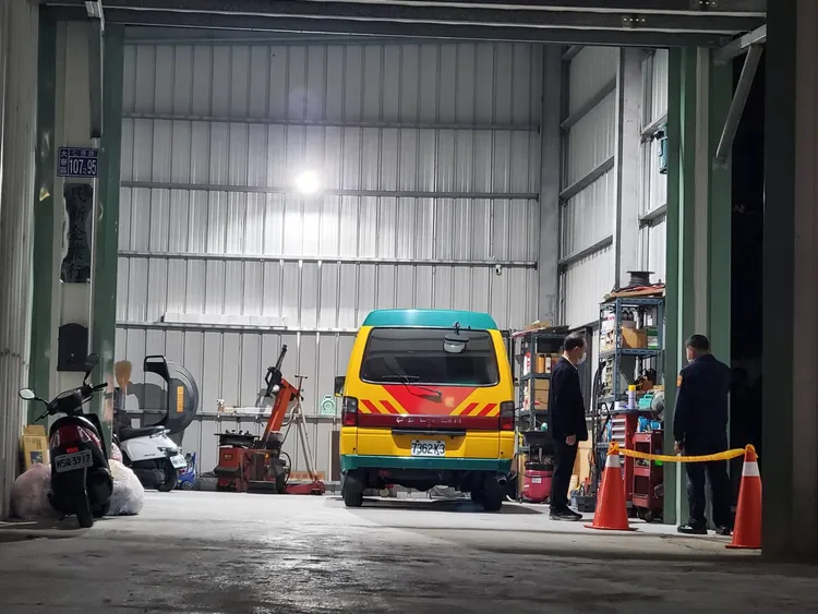 大寮區保福路一處工廠今下午發生一死一傷的槍擊命案。王勇超攝